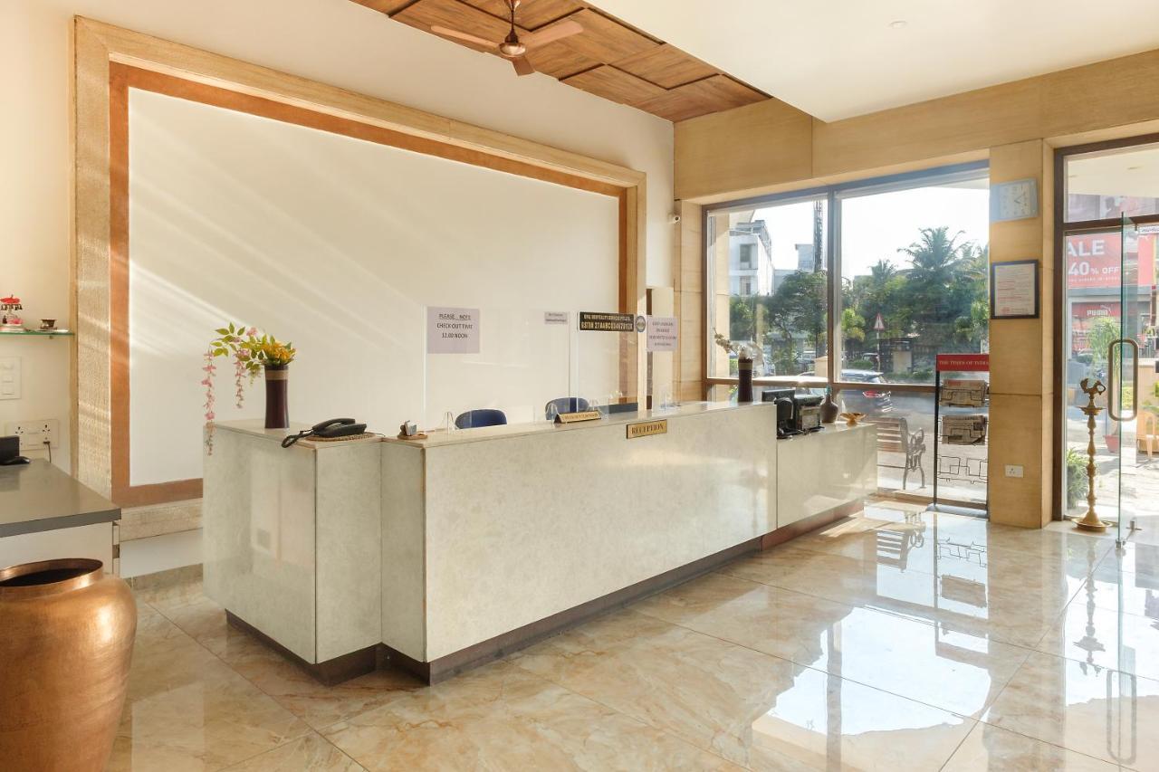 Hotel Opal Колхапур Екстериор снимка